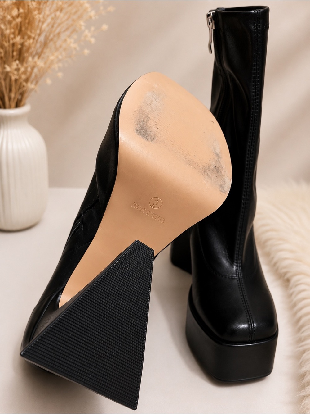Peachy Black Platform Ankle Boots Women’s Size 9 Vegan Leather Goth Chunky Heel - Picture 6 of 7